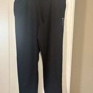 Reebok Men’s Black Jogger Sweatpants with Subtle Logo